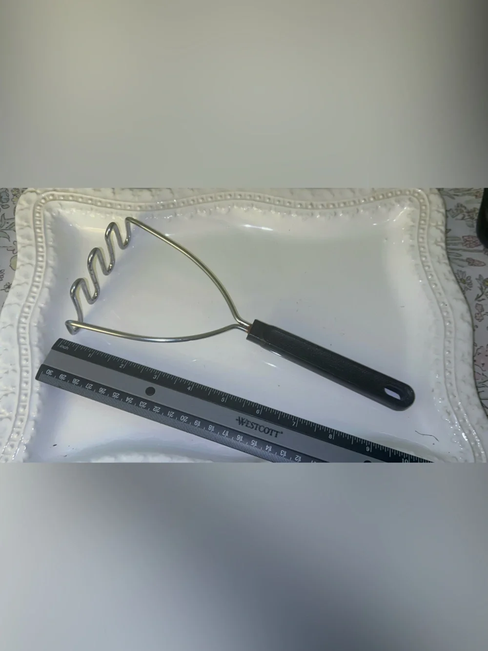 EKCO vintage wire-coil potato masher Black Handle